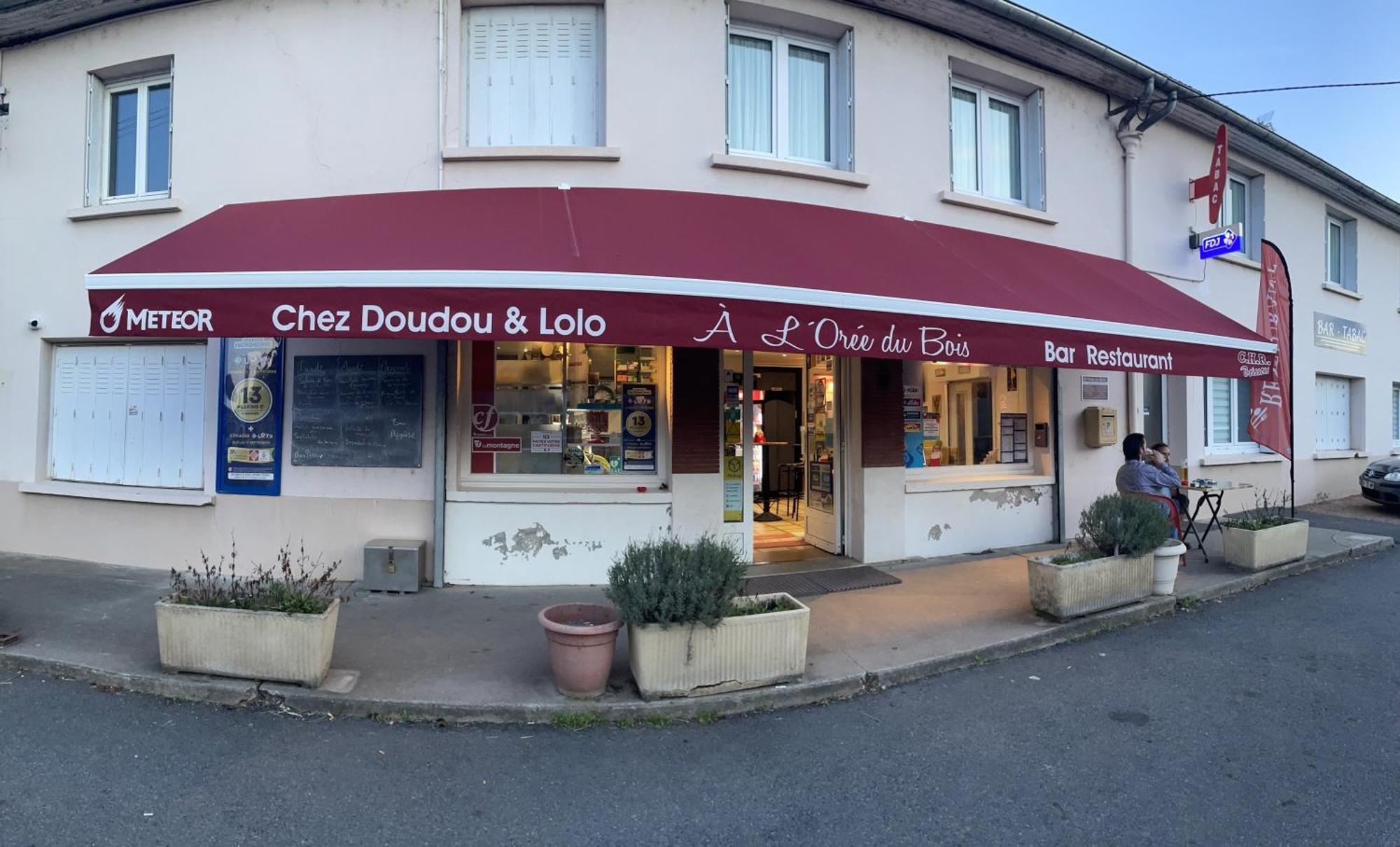 A L'oree Du Bois
